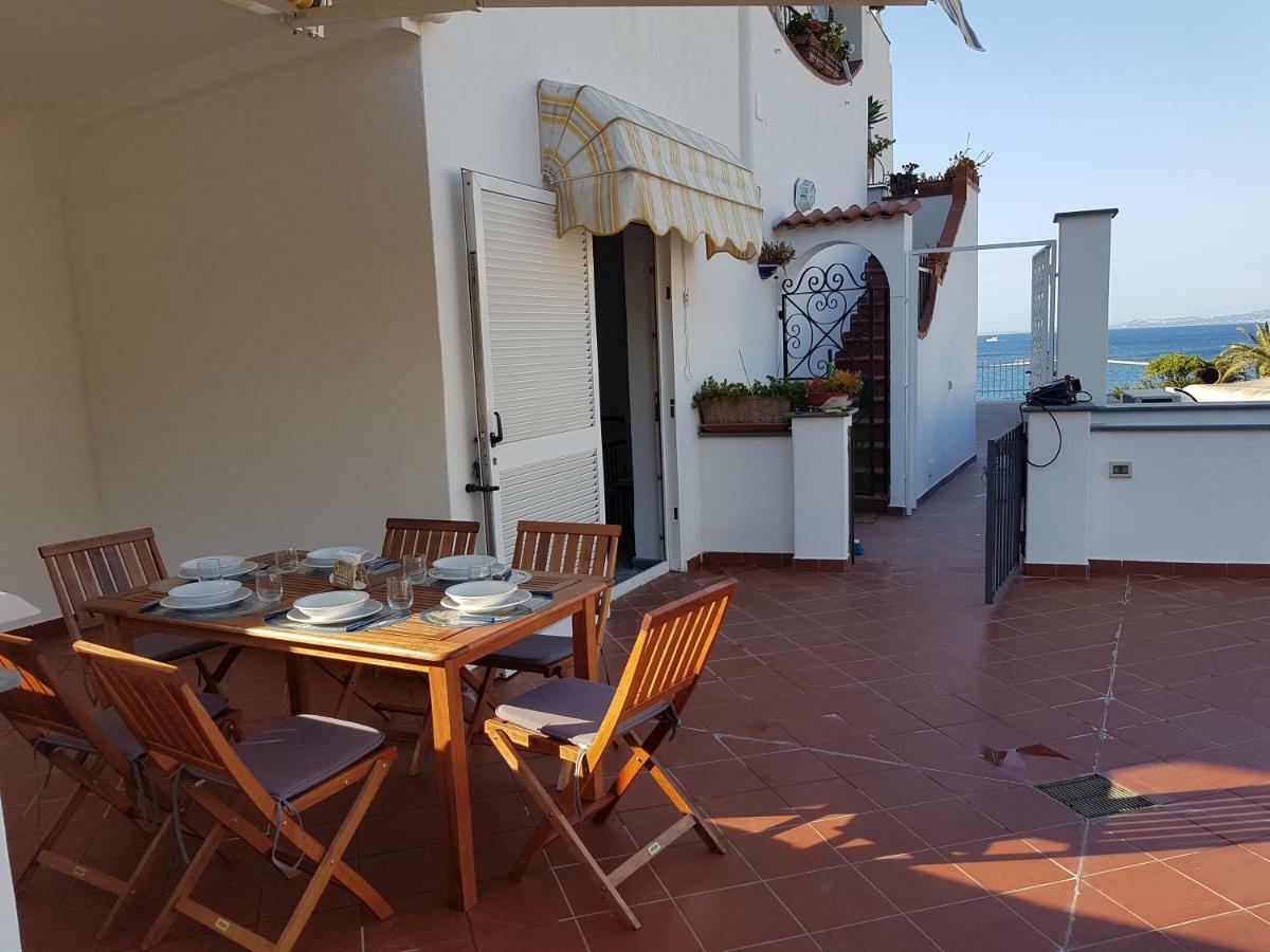 La Terrazza Dell^Ippocampo #Seaview Apartment Искья Экстерьер фото
