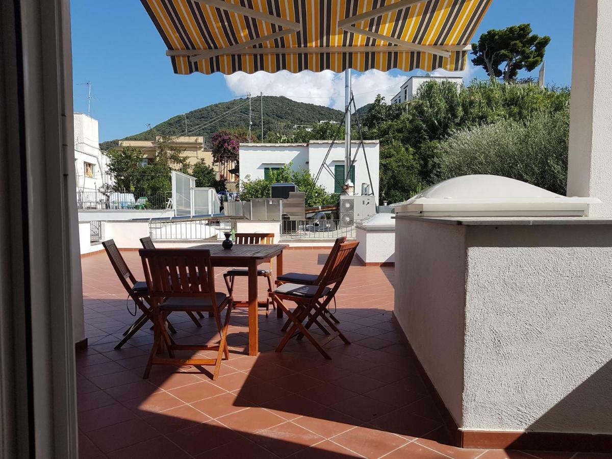 La Terrazza Dell^Ippocampo #Seaview Apartment Искья Экстерьер фото